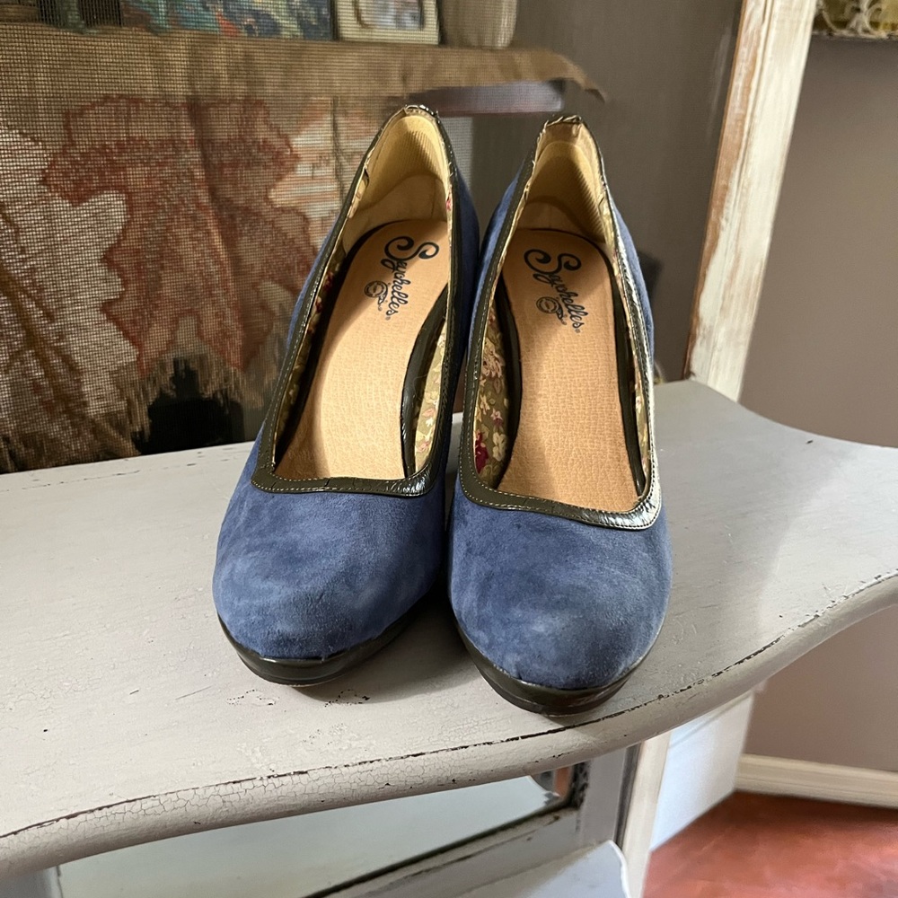 Seychelles Heels